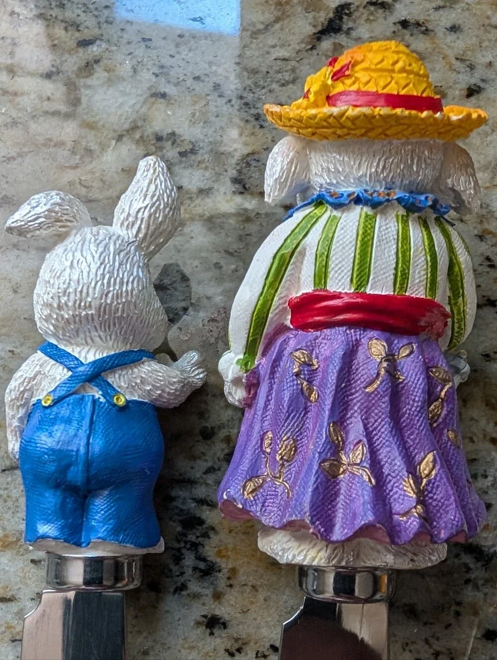 CHRISTOPHER RADKO dapper hare rabbit family spreader knife set
